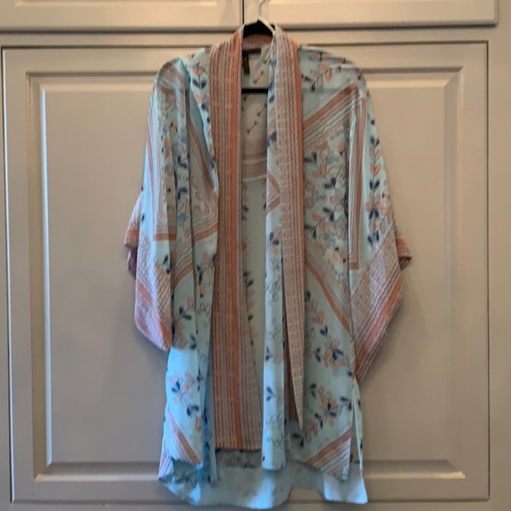 BCBG Max Azria kimono